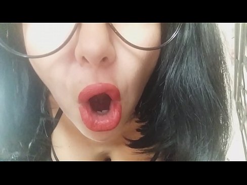 ❤️ Cari, a to matrigna ùn ti lascia micca andà à a scola oghje... Aghju bisognu di tè troppu... ️ Video sessu à co.assistdoctor23.ru ❌
